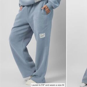 Comfrt Affirmation Sweatpants in Slate